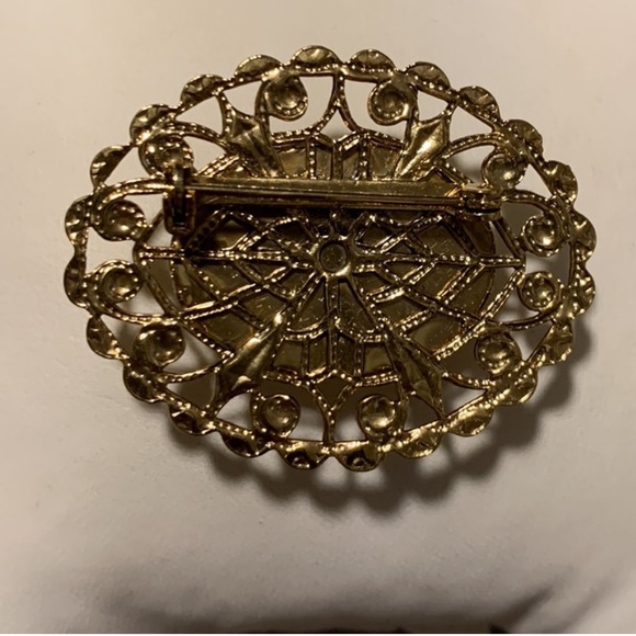 Vintage filigree Pearl brooch - Picture 2 of 2